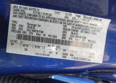 2014 Ford Focus Titanium z USA, uszkodzony, nr VIN 1FADP3J20EL240367